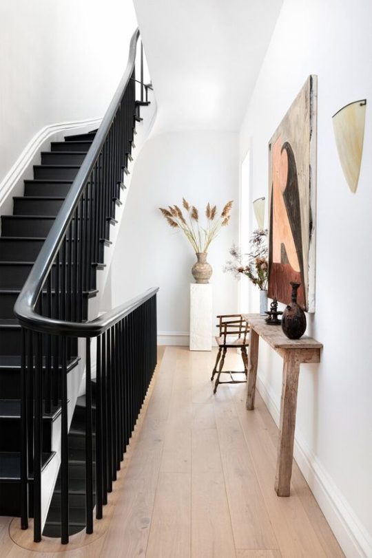 Entryway Styling Tips For Any Layout - bandddesign.com