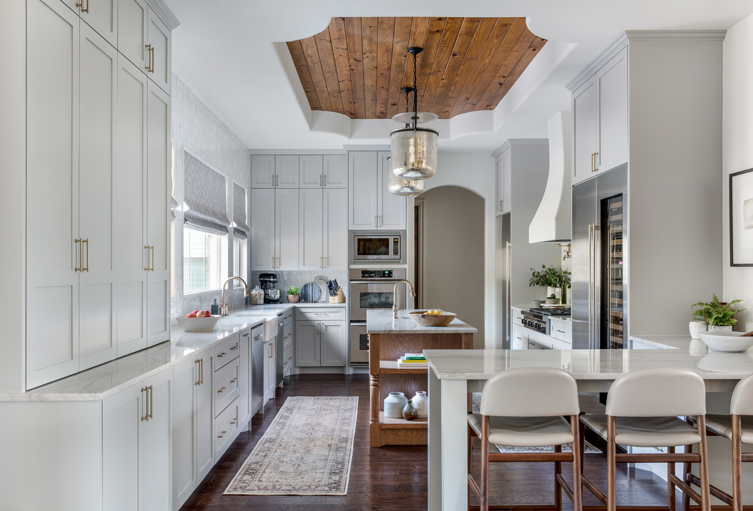 austin-greenshores-luxe-kitchen-interior-design