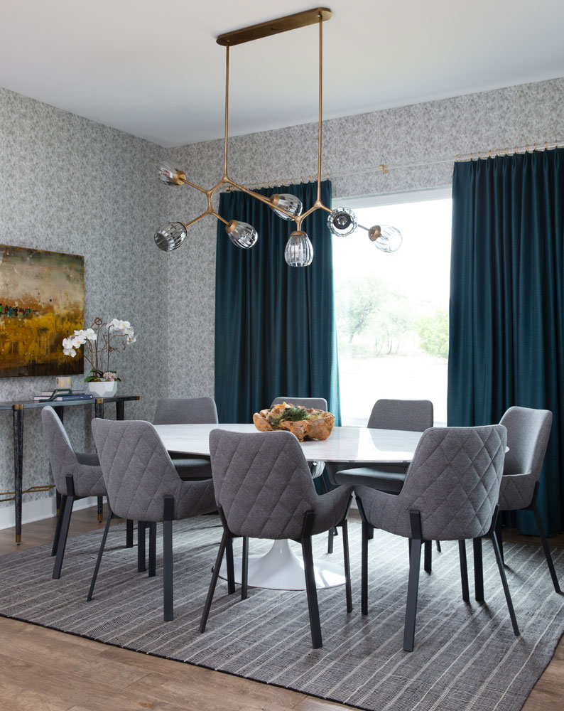 dream-catcher-modern-getaway-dining-room-design